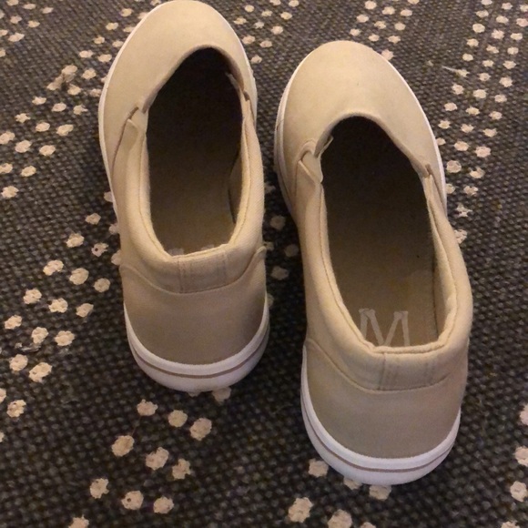 Shoes new for men size 45 kaki and white - Picture 3 of 7